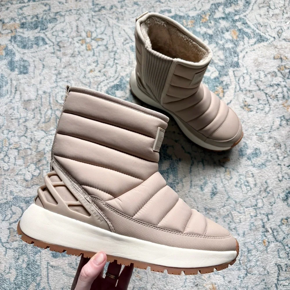 KIZIK Women's Juno Mid Boot in Doeskin Tan Hands Free Shoe Snow Boots Size US 8 - Picture 3 of 12